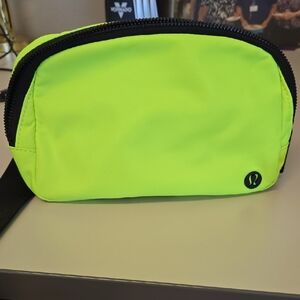 Lululemon Athletica Bright Green Men's Belt Bag